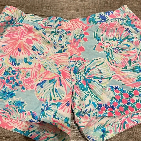 Lilly Pulitzer - Ocean View Shorts - Size Small - Pink/Blue - Good Condition!! - Picture 4 of 8